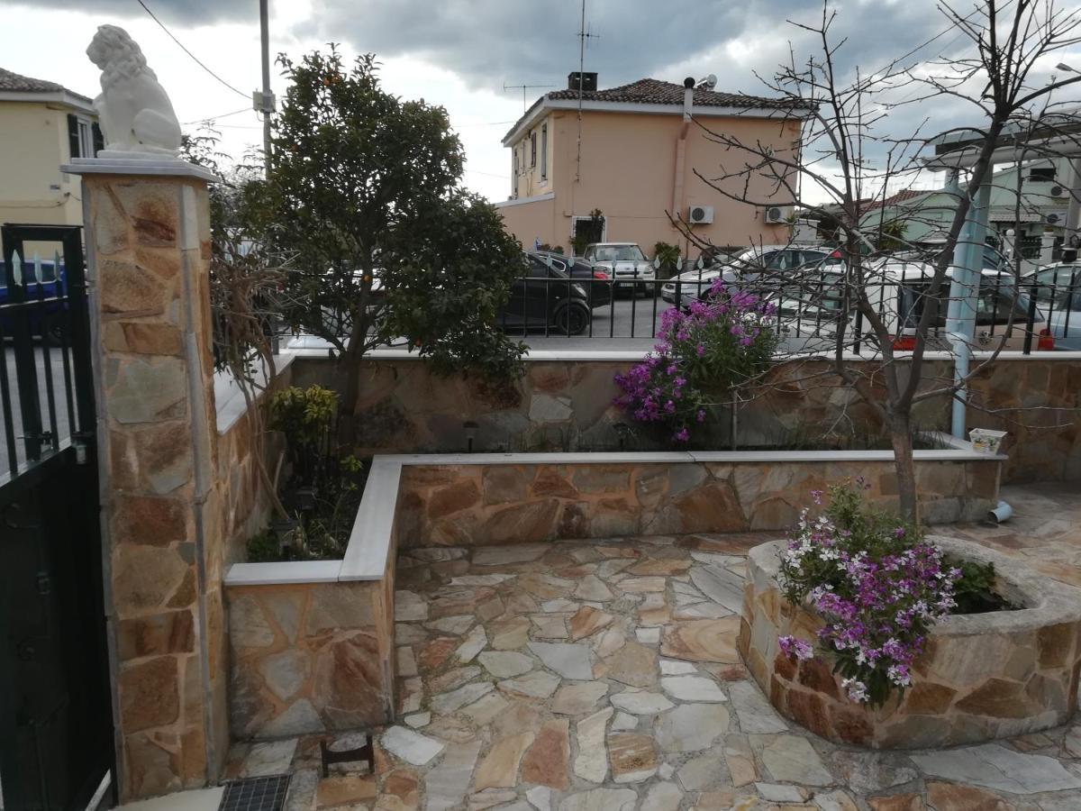 Zaira'S Little House Apartment Corfu  ภายนอก รูปภาพ